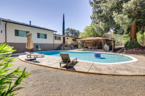 Vacation Rental 2 Mi to Clearlake Oaks Boat Launch
